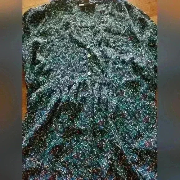 A Pea in the Pod Women's Long Sleeved Floral Maternity Blouse - Picture 2 of 4